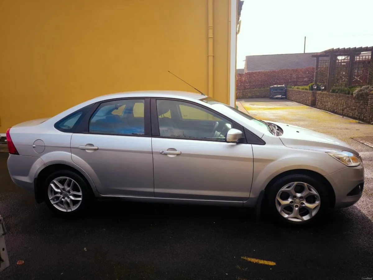 Ford Focus 2009 - Image 1