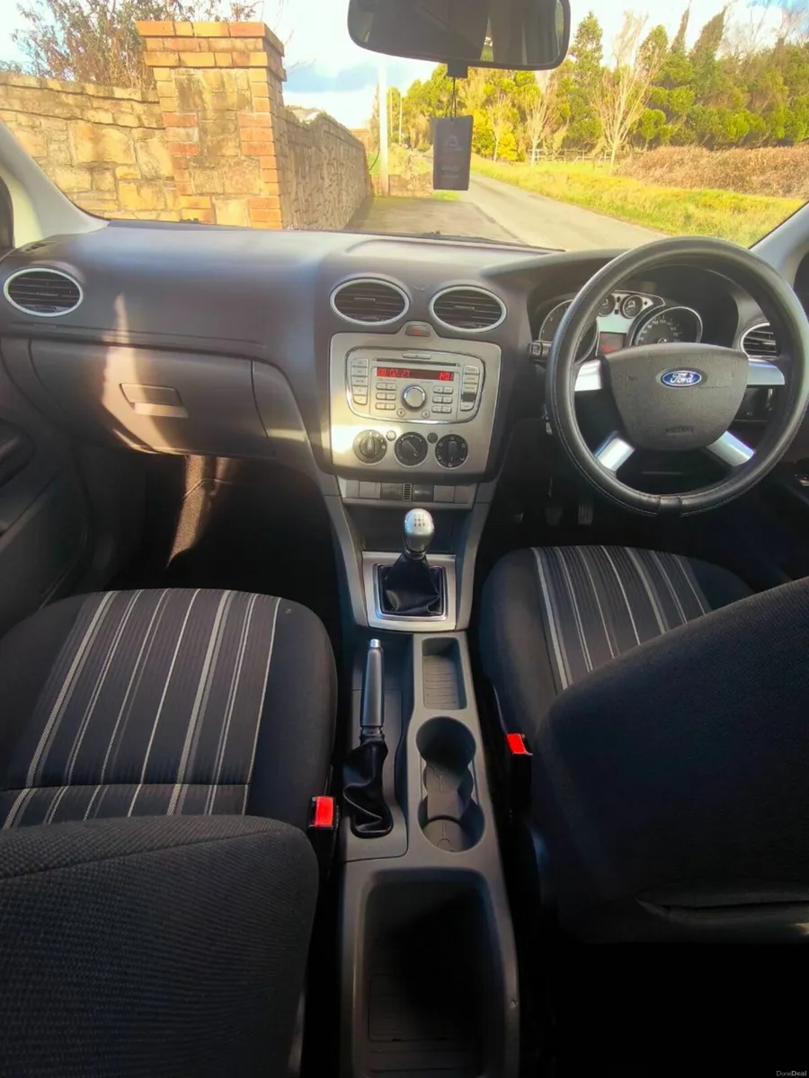 Ford Focus 2009 - Image 4