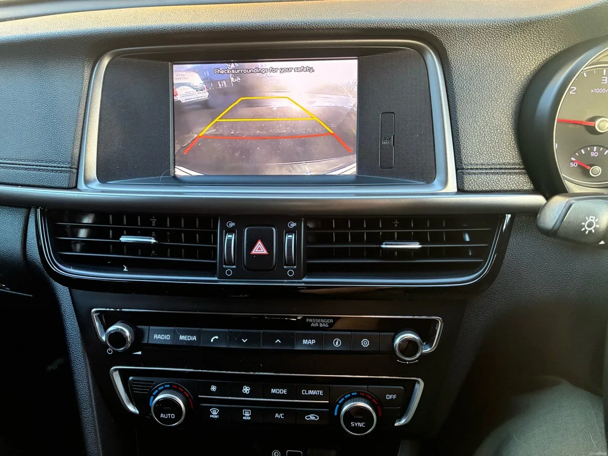 Kia Optima - Image 2