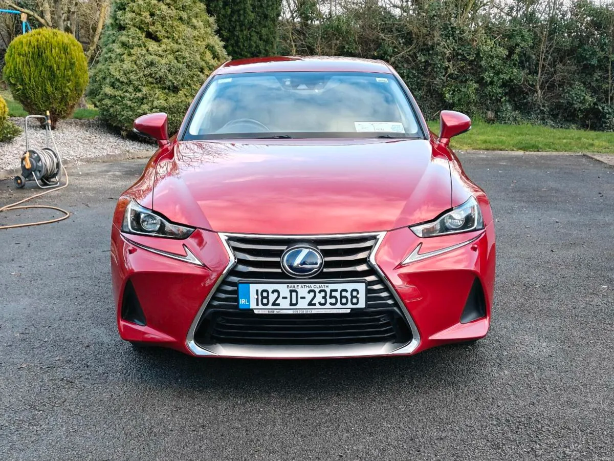 Lexus is300h - Image 3