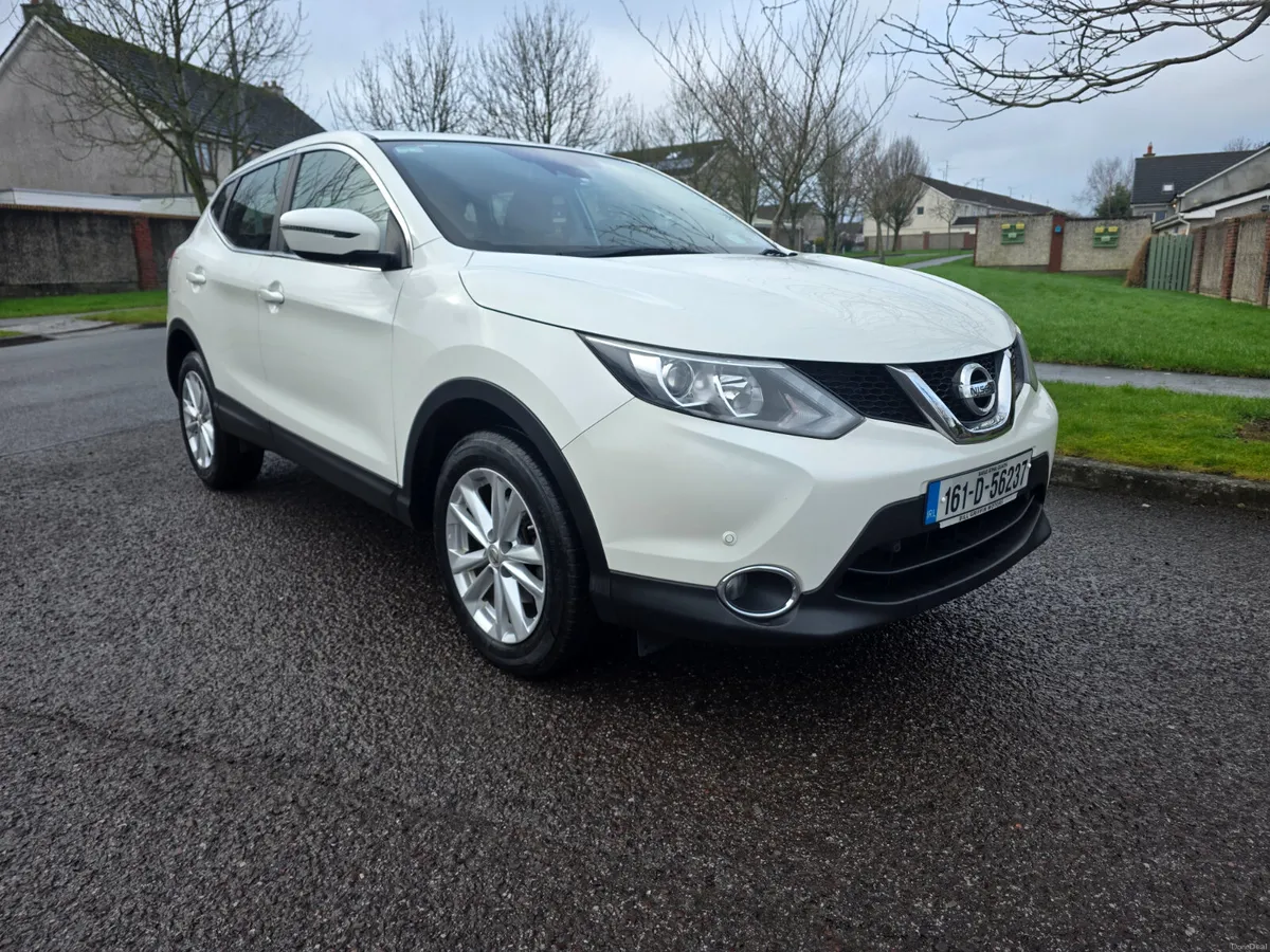 Nissan Qashqai 1.2 petrol ( NCT and TAX ) - Image 1