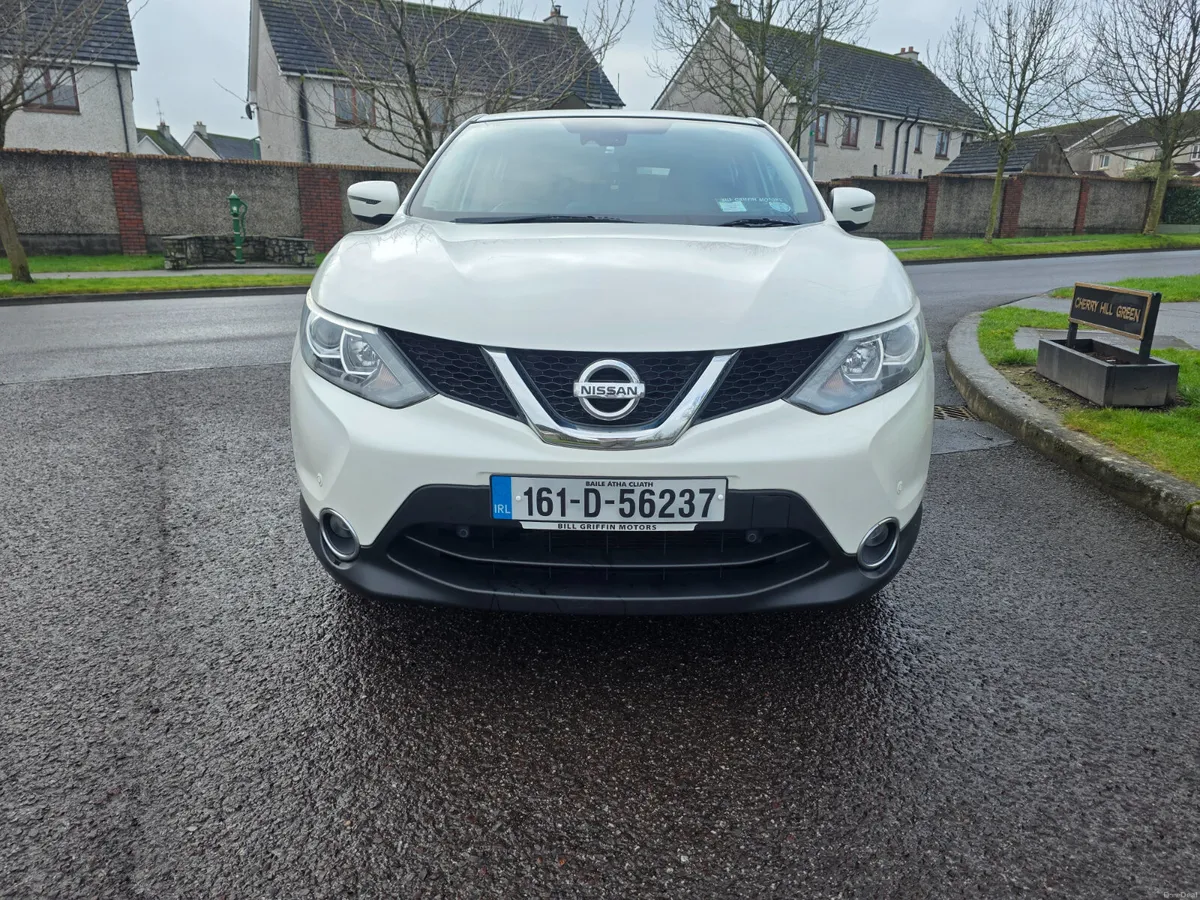 Nissan Qashqai 1.2 petrol ( NCT and TAX ) - Image 3