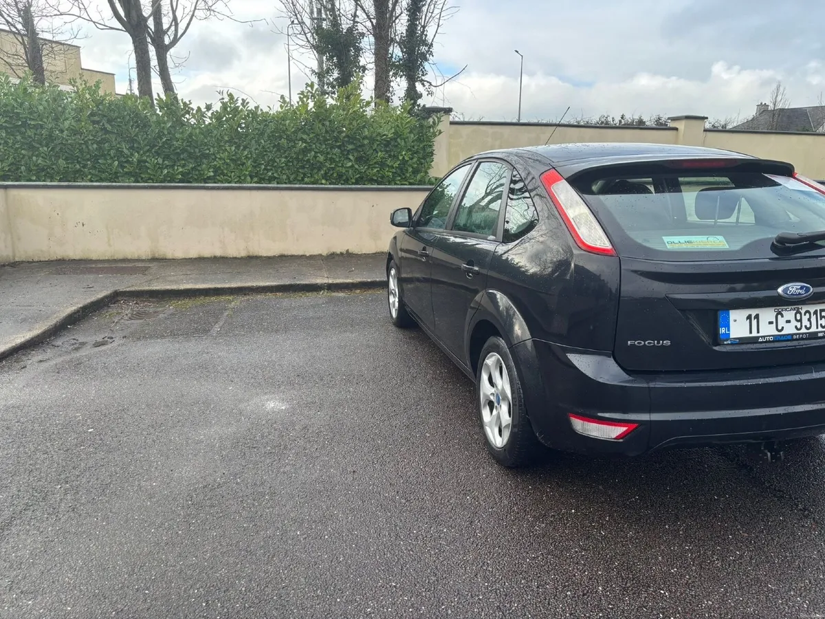 Ford Focus 2011 - Image 4