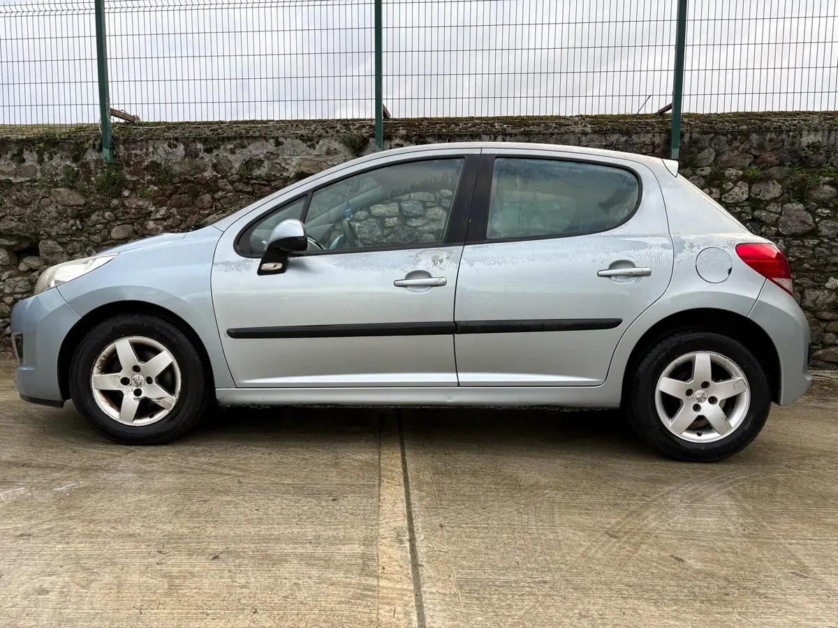 09 PEUGEOT 207 1.4 PETROL - Image 3
