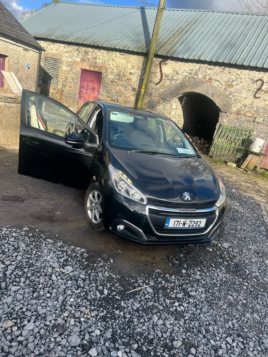 Puegot 208 171 - Image 1