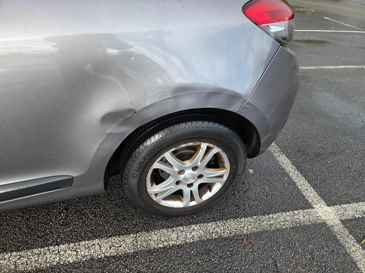 Renault Megane 2010 - Image 3