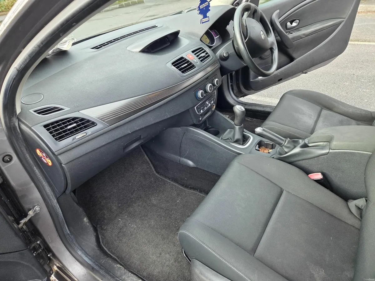 Renault Megane 2010 - Image 4