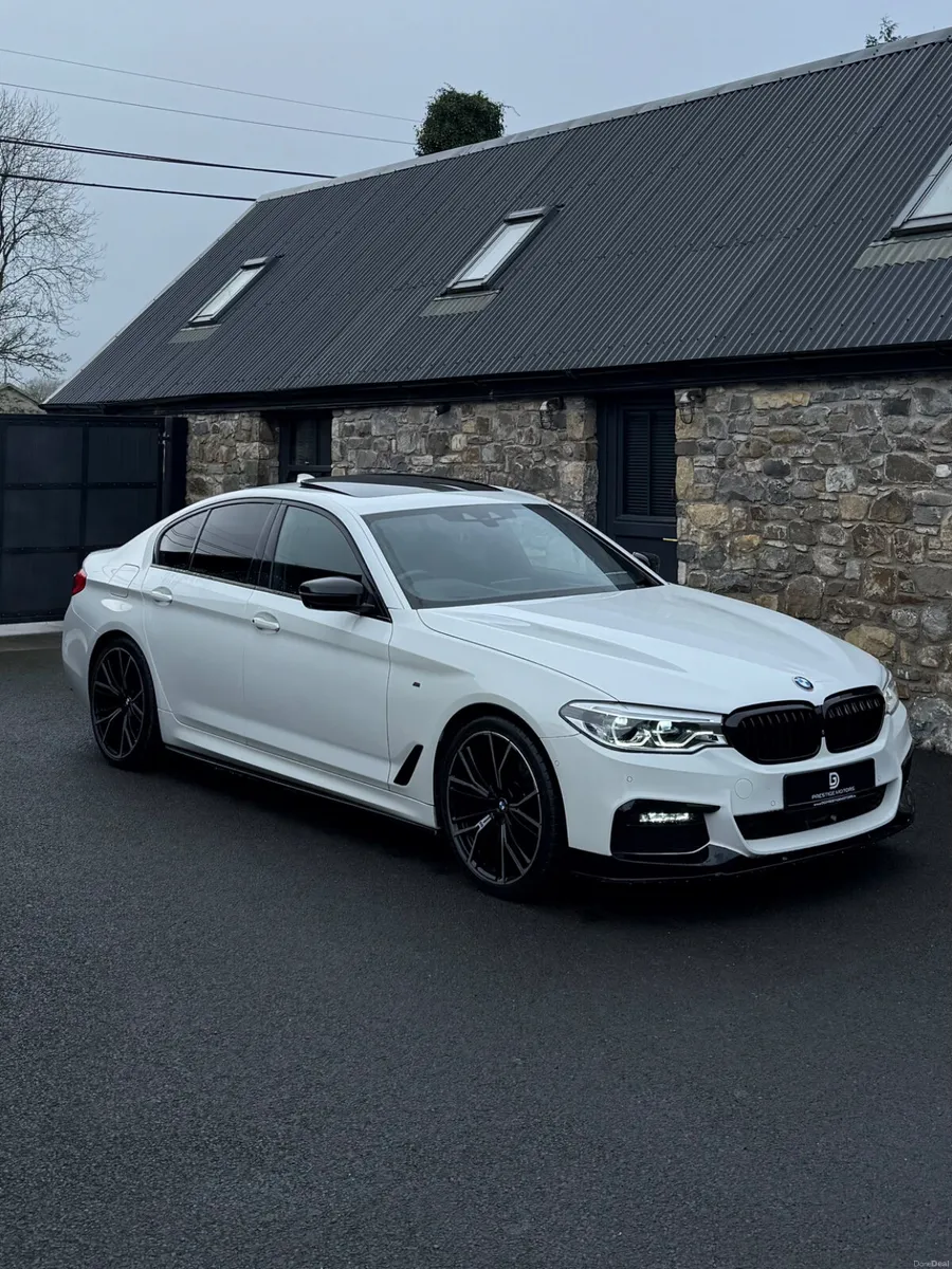 2019 BMW 5 SERIES AUTO M SPORT *SUNROOF* - Image 1