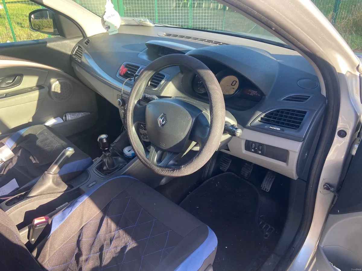 Renault Megane 2010 - Image 4