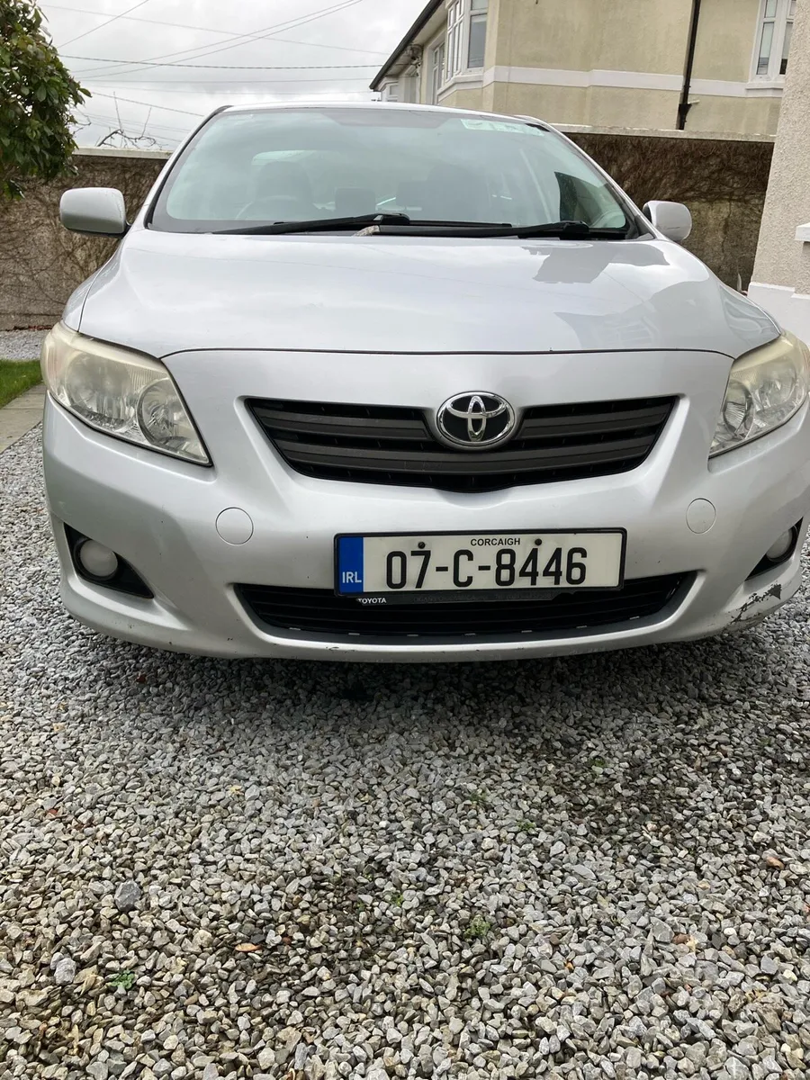 Toyota Corolla - Image 2