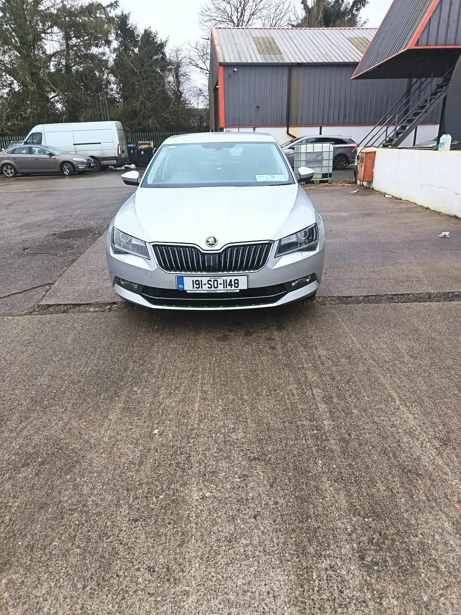 Skoda Superb 2019 - Image 3