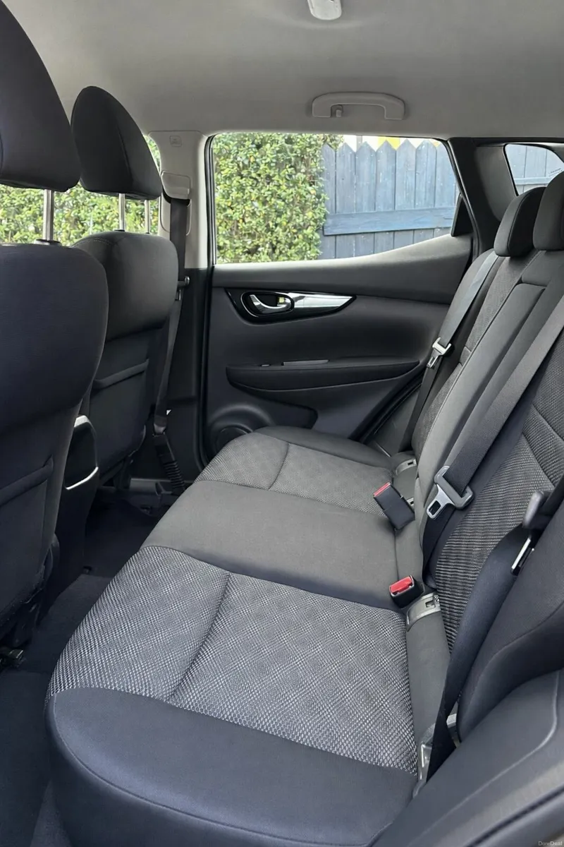 Nissan Qashqai 2015 - Image 3