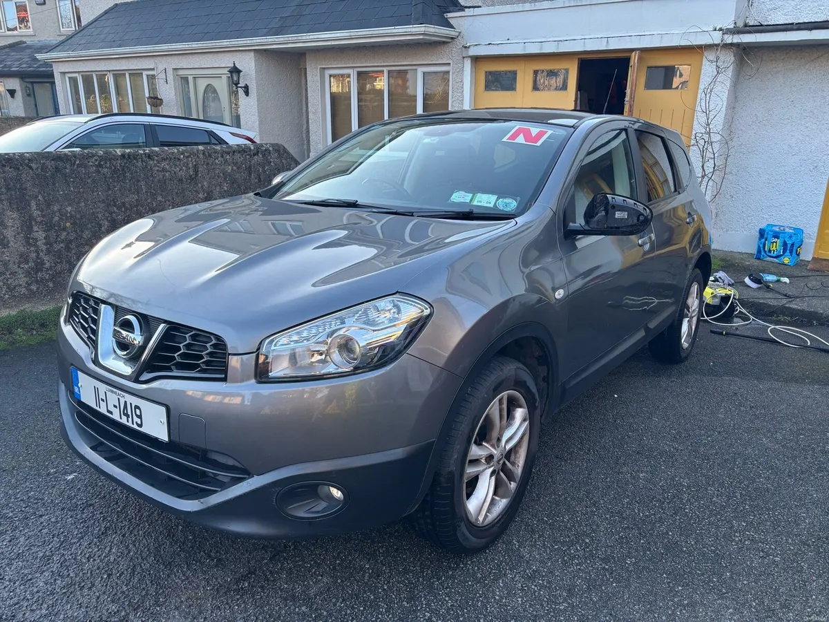 2011 Nissan Qashqai, low mileage, 7 seater - Image 3