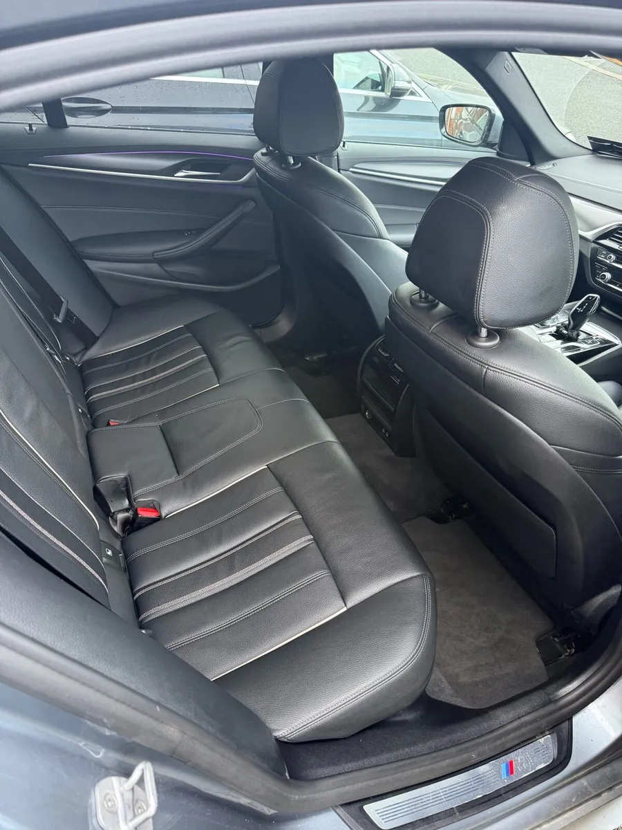 202 BMW 520D M-Sport MHEV FACELIFT - Image 3