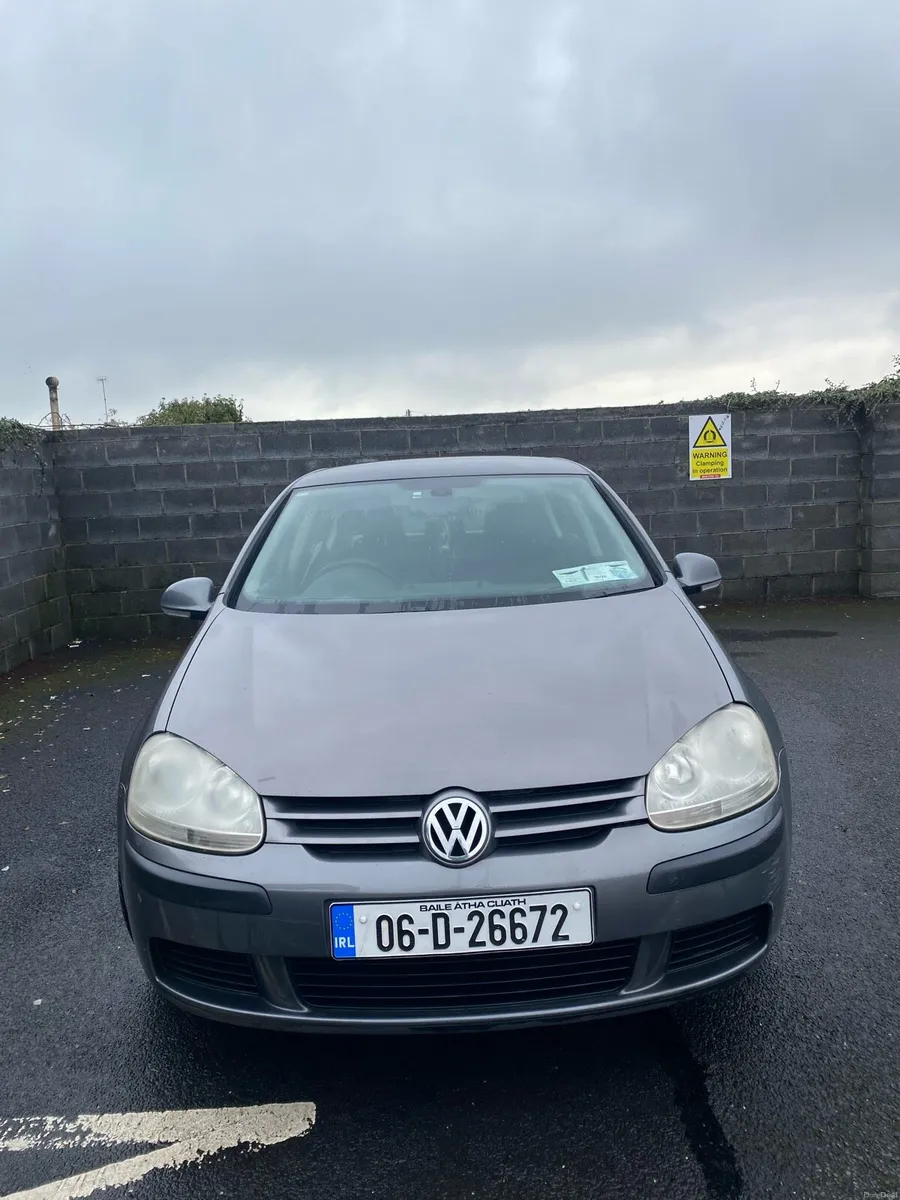 Volkswagen Golf 2006 - for parts - Image 1