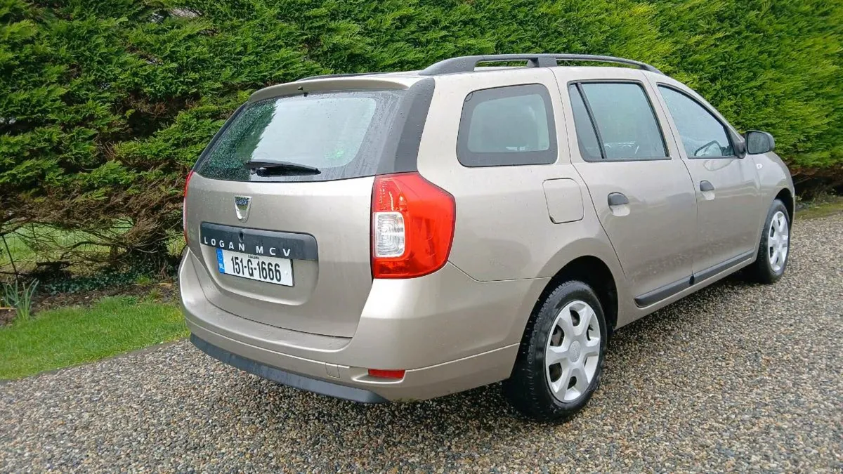 2015 Dacia Logan - Image 4