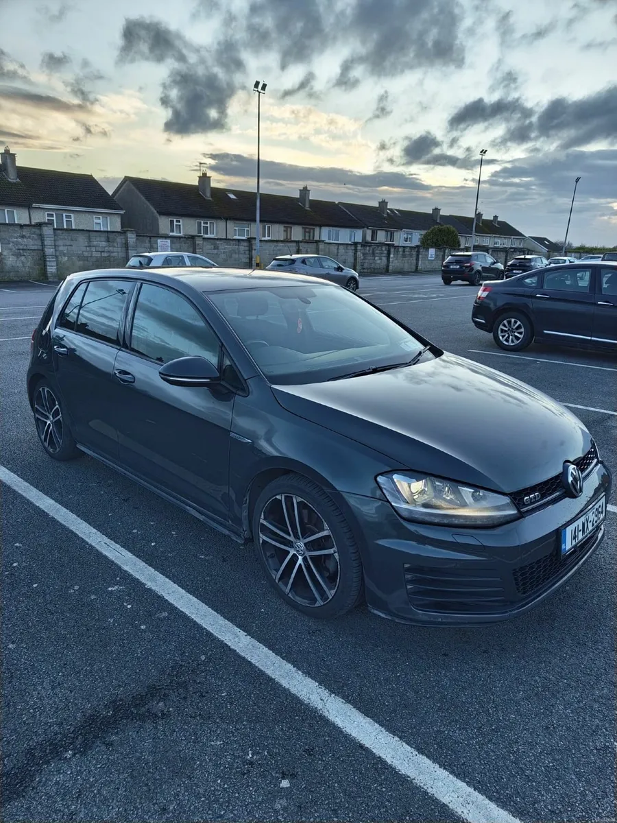 Volkswagen Golf 2014 - Image 3
