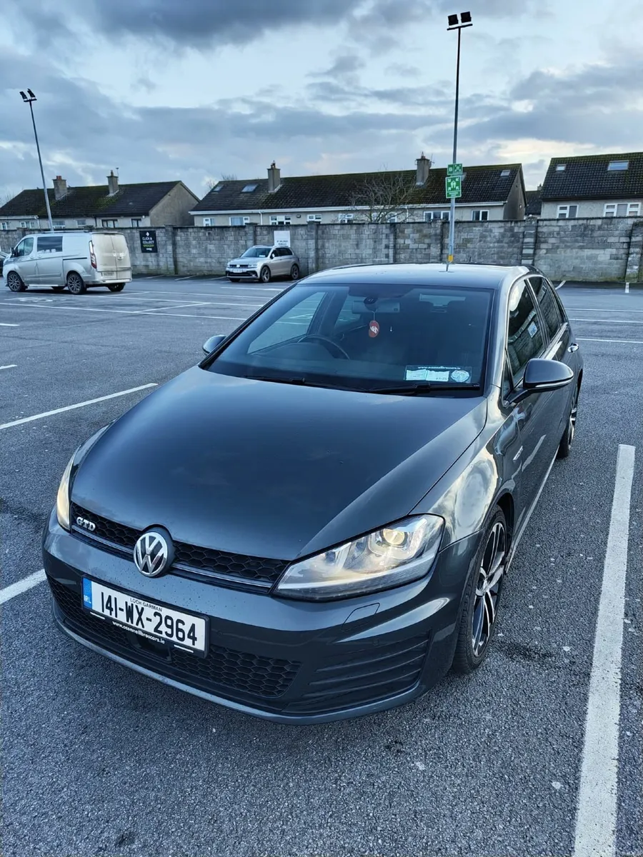 Volkswagen Golf 2014 - Image 1