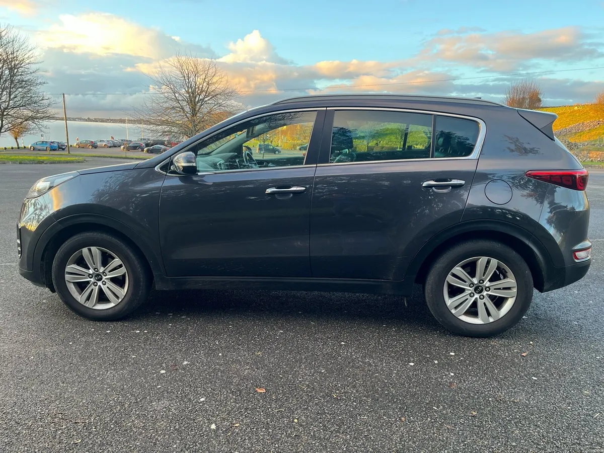 Kia Sportage 2018 - Image 2
