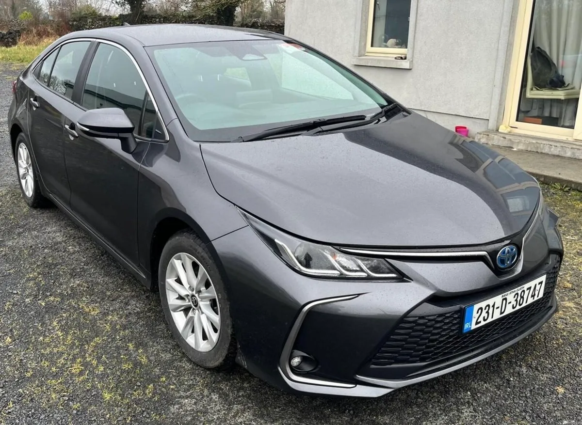 2023 Toyota Corolla Luna Hybrid - Image 1