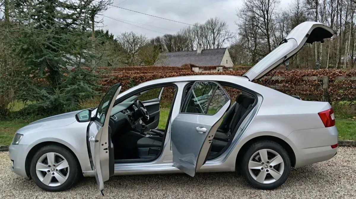 '14 Octavia 2.0 TDi NCT 02/27 196m - Image 4
