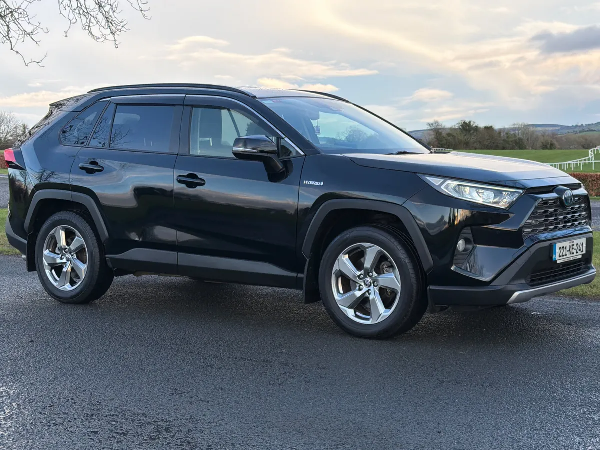 Toyota RAV4 2022 Hybrid Sol 2.5 Huge Spec - Image 2