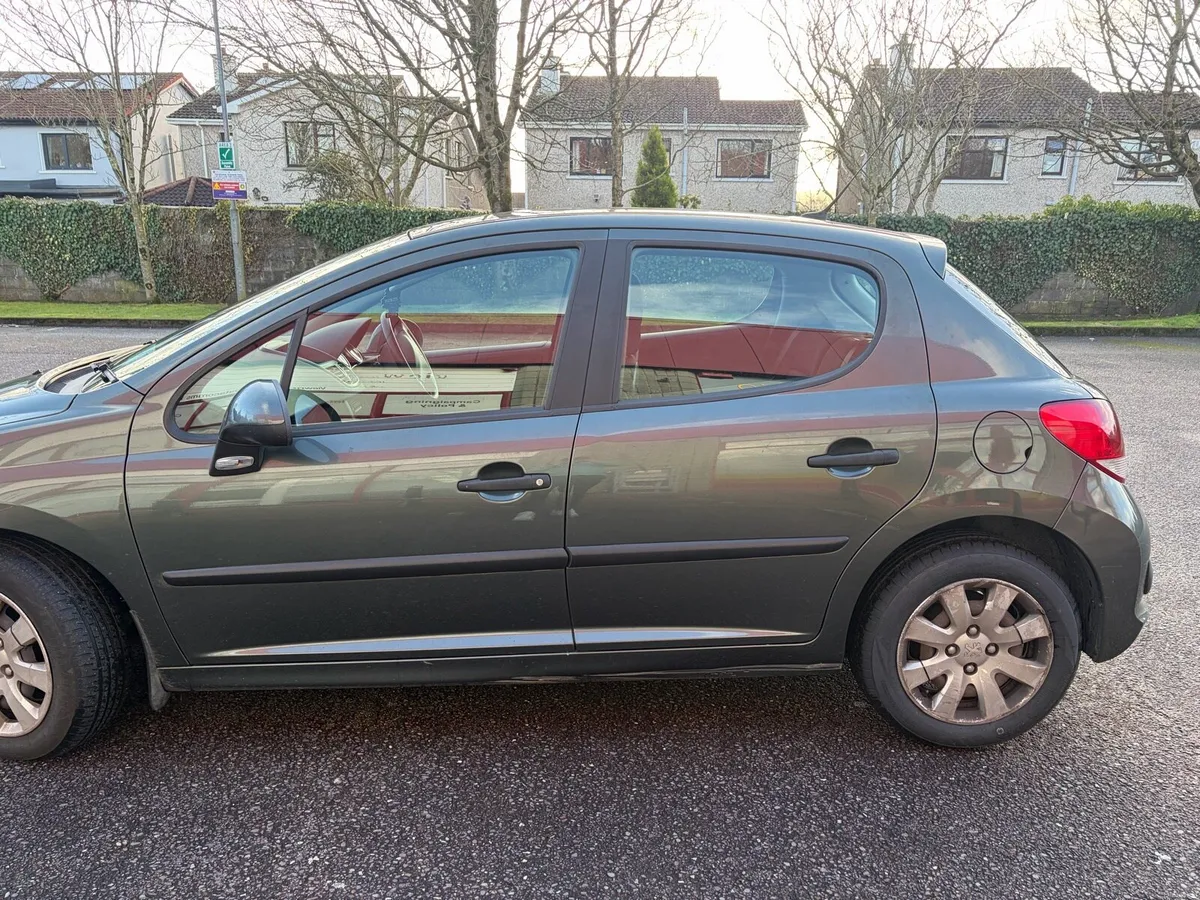 Peugeot 207 2010 - Image 4