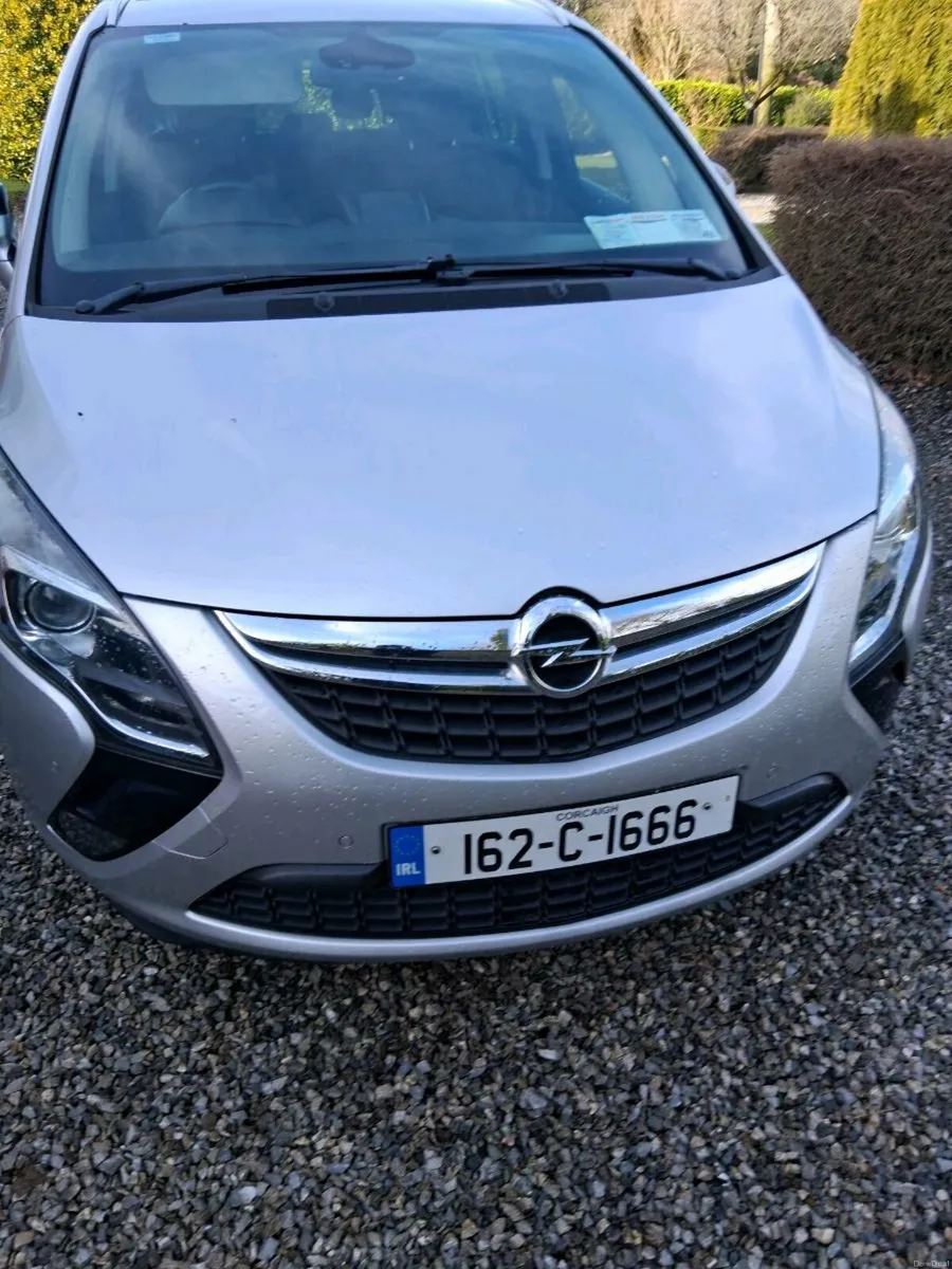 Opel Zafira 2016 - Image 1