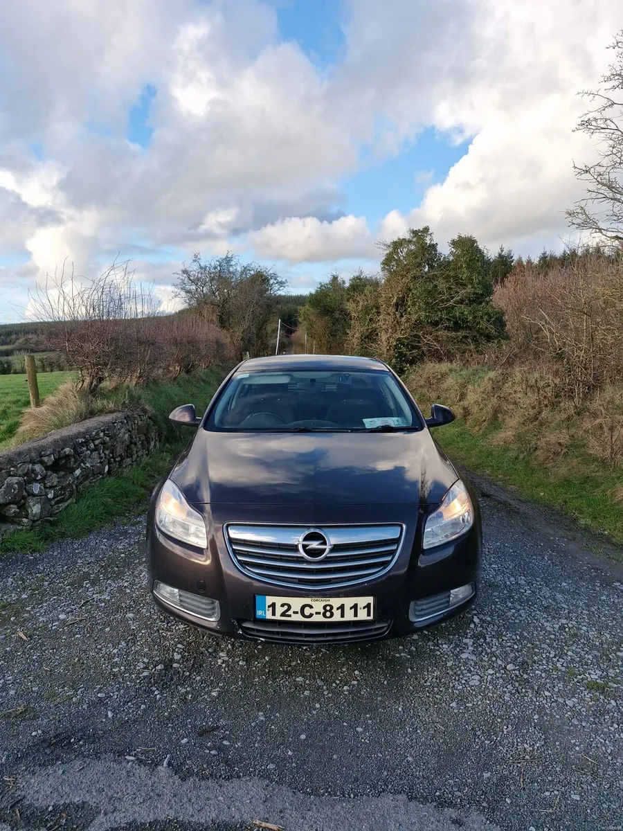 2012 OPEL INSIGNIA - Image 1
