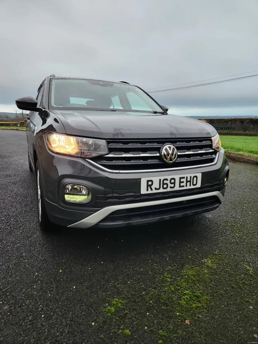Volkswagen T-Cross 2020 - Image 1