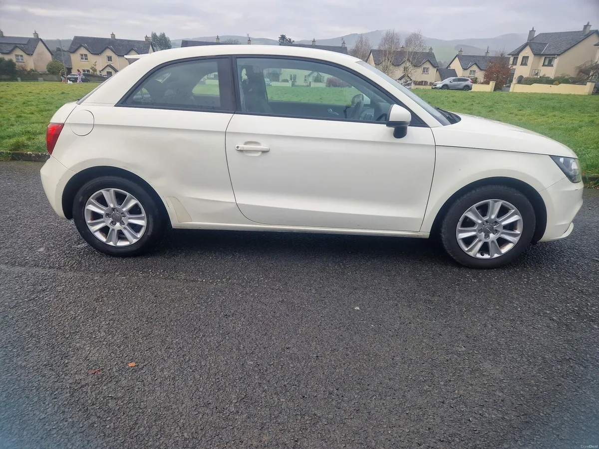Audi A1 1.2 petrol Tsi TFSI - Image 4