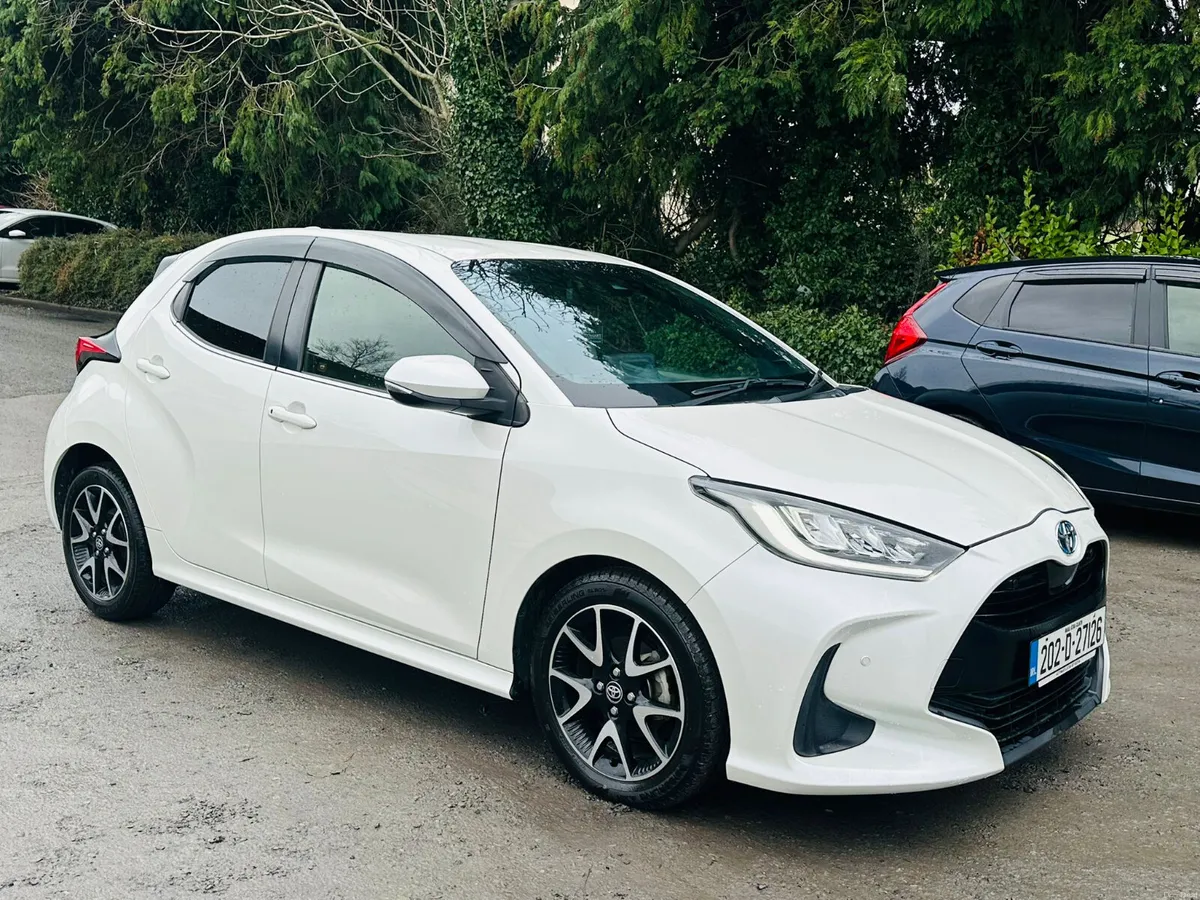 TOYOTA YARIS 2020 1.5 HYBRID AUTOMATIC TOP SPEC - Image 4
