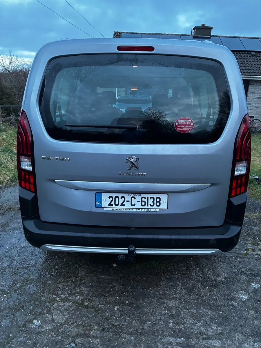 Peugeot Rifter 7 seater - Image 4
