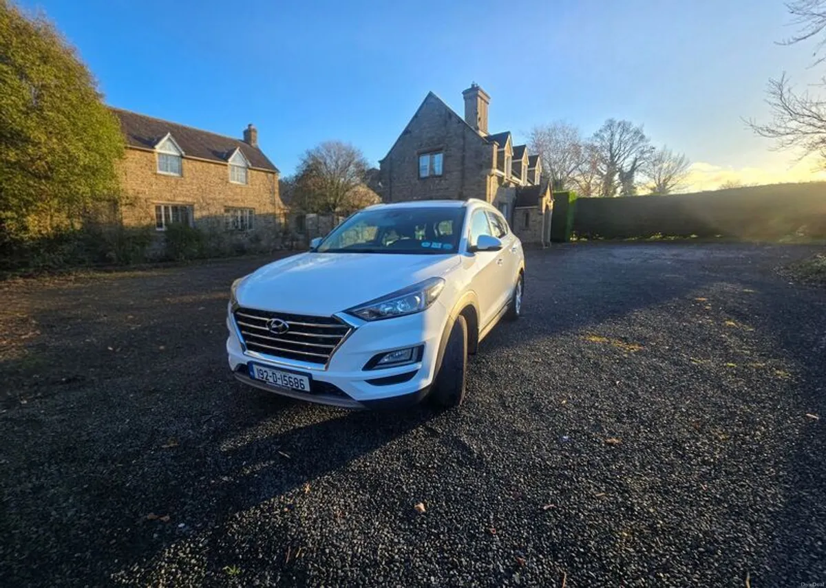 2019 Hyundai Tucson Commercial - Image 4