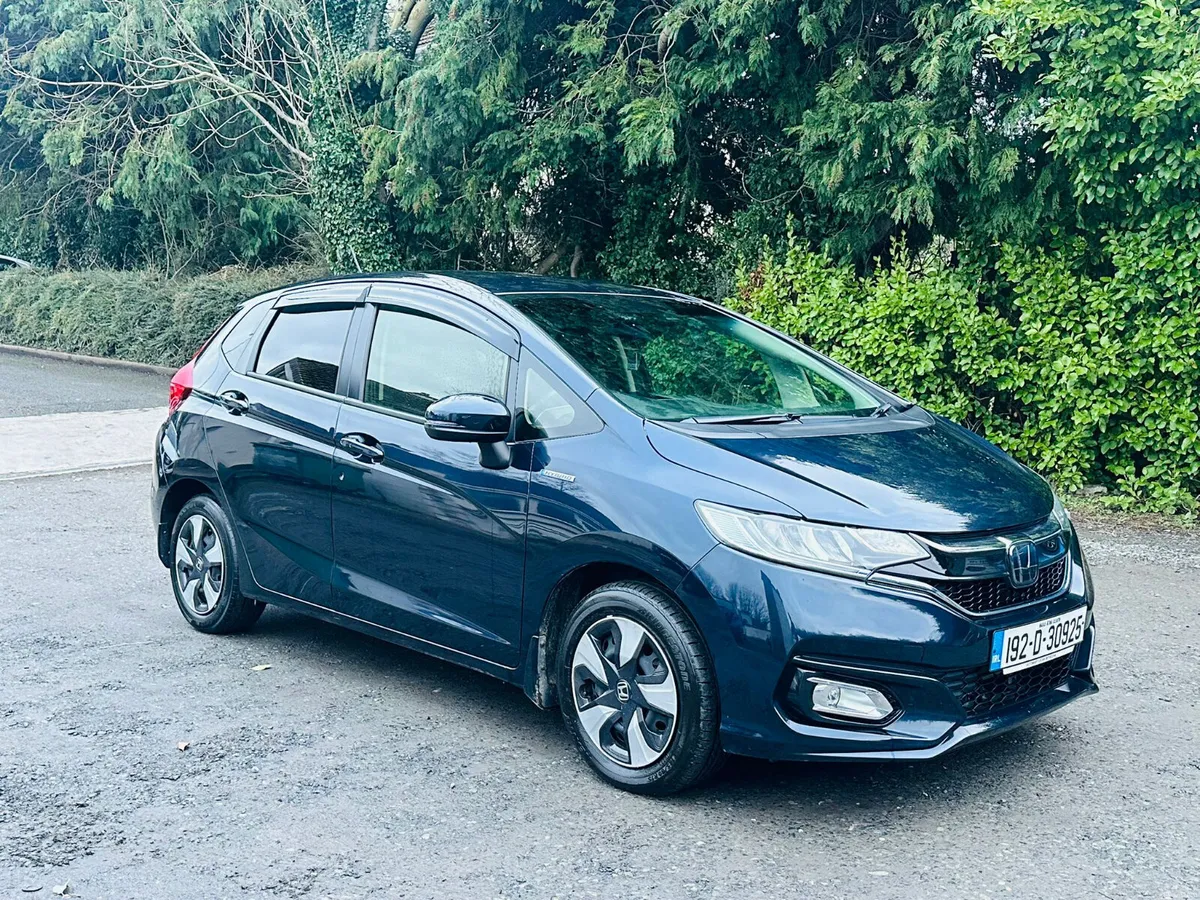 HONDA FIT 2019 32K MILES LEATHER CRUISE CONTROL - Image 4