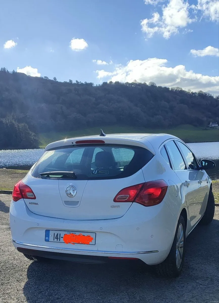 VAUXHALL ASTRA - Image 3