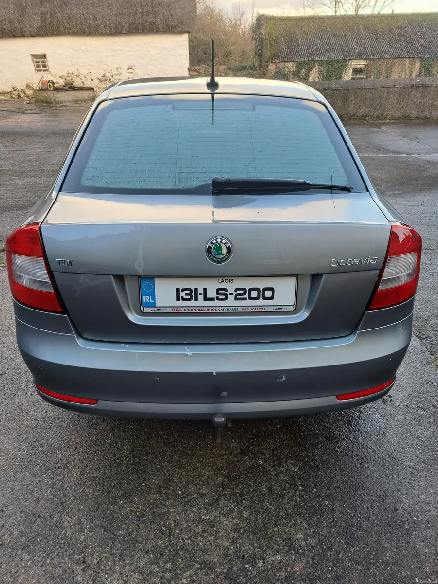 Skoda Octavia 2013 - Image 2
