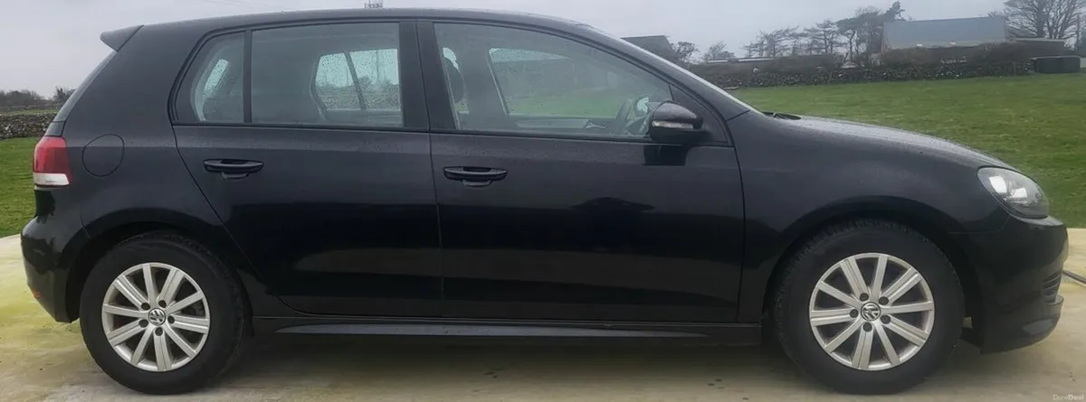 Volkswagen Golf 2011 - Image 4