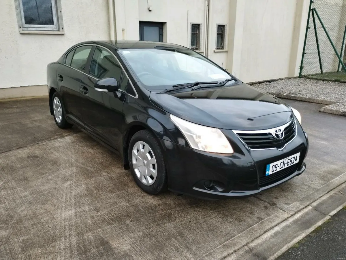 Toyota Avensis - Image 2