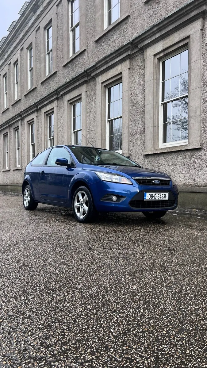 2008 Ford Focus ZETEC Style 1.4 3DR Clean Car - Image 1