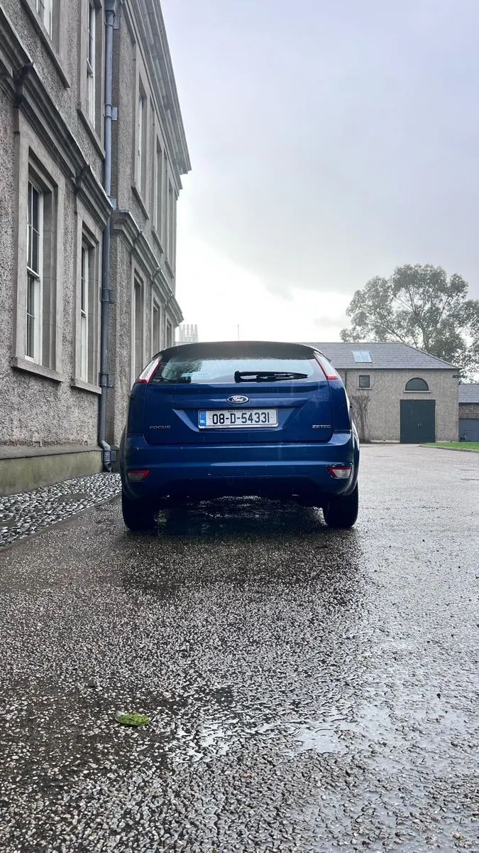 2008 Ford Focus ZETEC Style 1.4 3DR Clean Car - Image 3