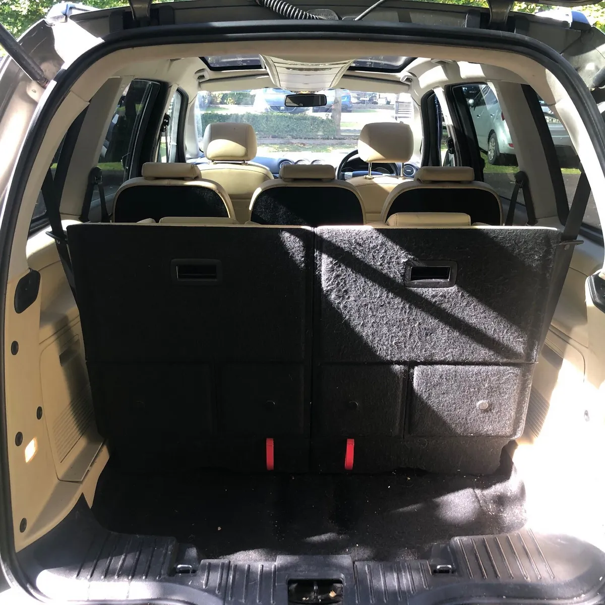 Ford Galaxy - Titanium x - 2011 - Image 2