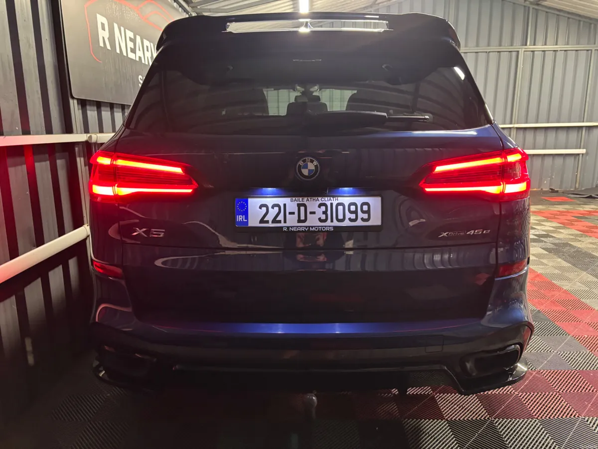 2022 BMW X5 45e M-Sport Plus Automatic - Image 2