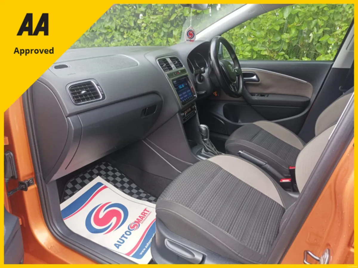 VOLKSWAGEN POLO CROSS 1.2 TSI AUTOMATIC, 2017 - Image 3