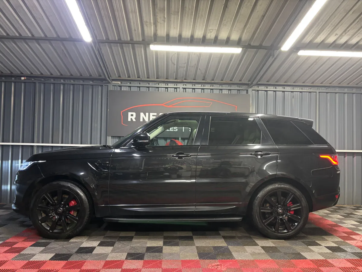 2020 Land Rover Range Rover Sport P400e HSE - Image 5