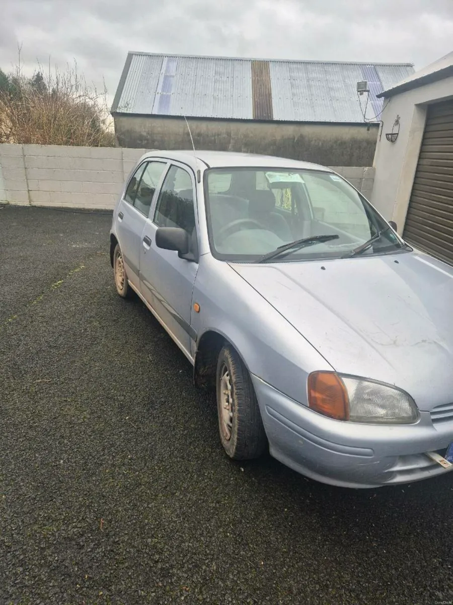 Toyota Starlet 1999 - Image 2