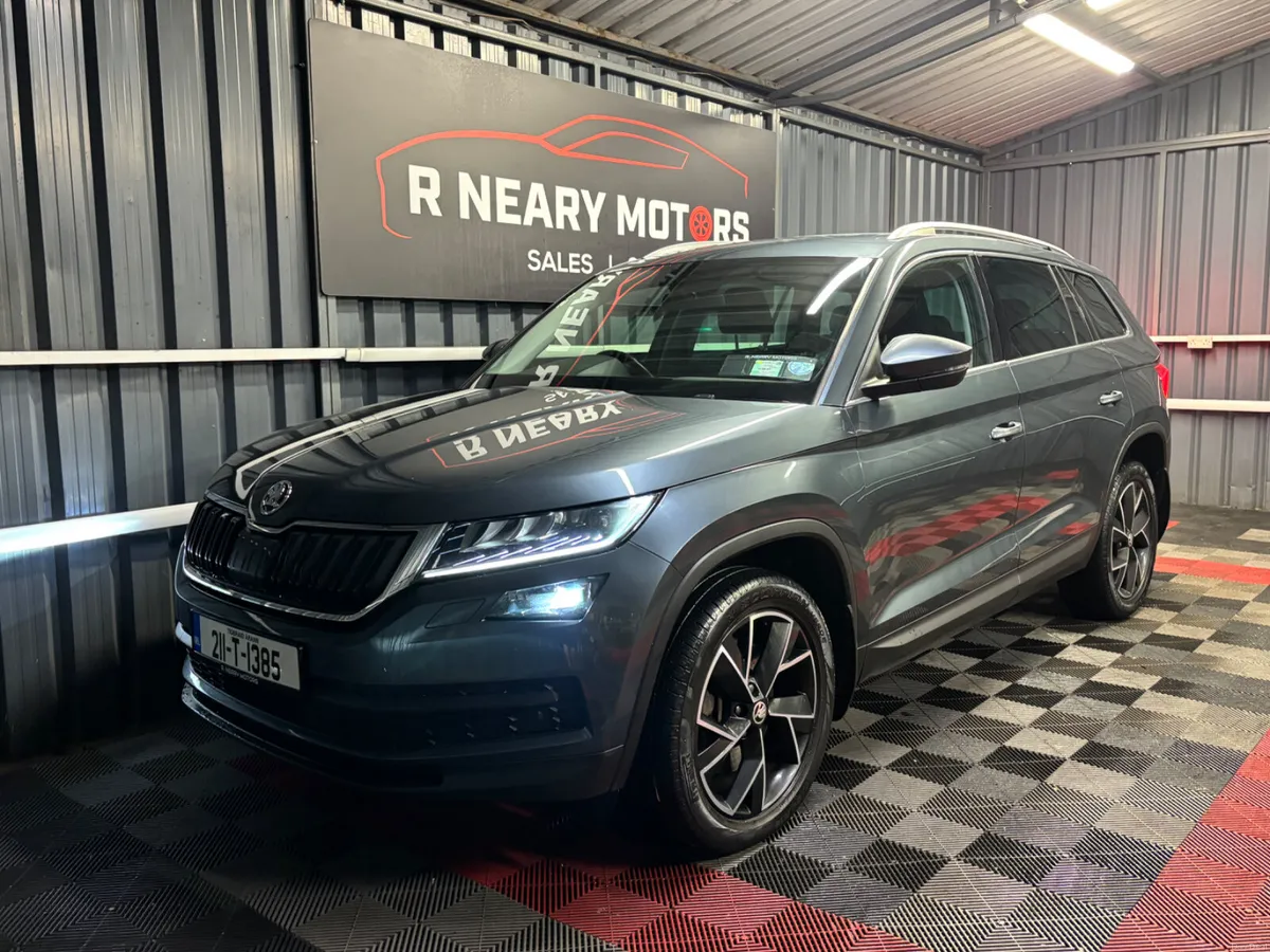 2021 211 Skoda Kodiaq 2.0 TDI 150HP  Style 7 Seat - Image 4