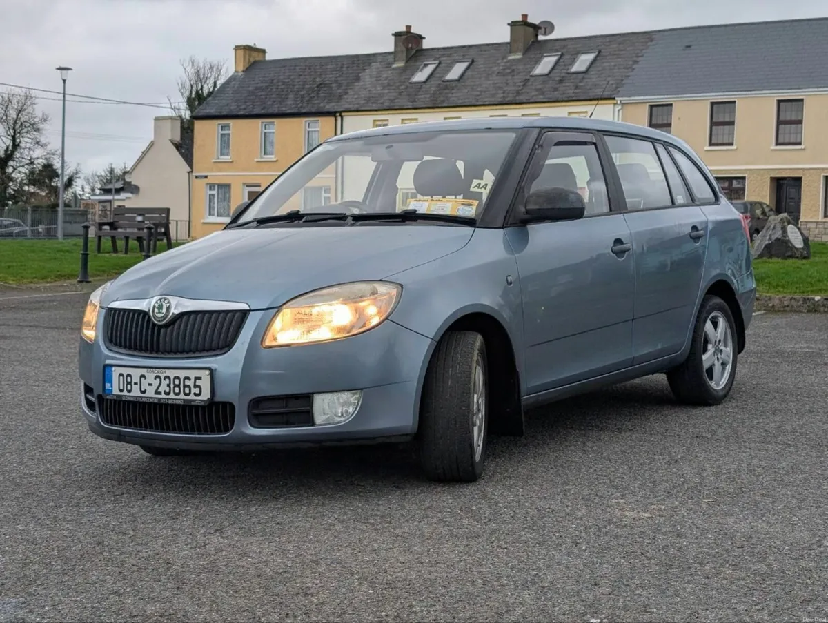Skoda Fabia 2008 - Image 2