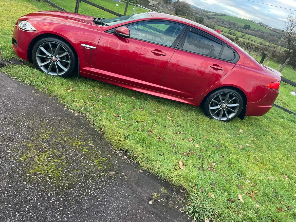 Jaguar XF R Sport - Image 2