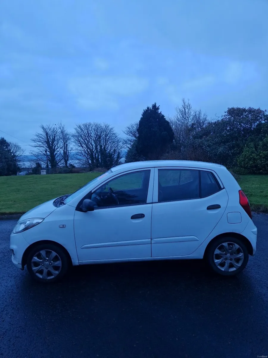Hyundai i10 2012 - Image 2